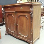 732 4498 Sideboard